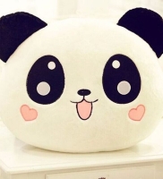 Sevimli Panda Tasarımlı Polar Yastık