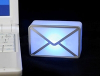 USB Girişli E-Mail Habercisi Masa Lambası